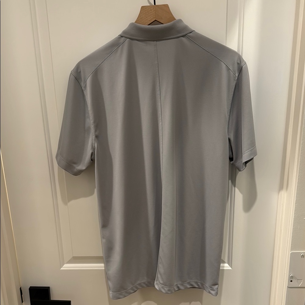 Nike Men's Gray Golf Polo Shirt Dri-Fit (Medium) - Picture 6 of 6